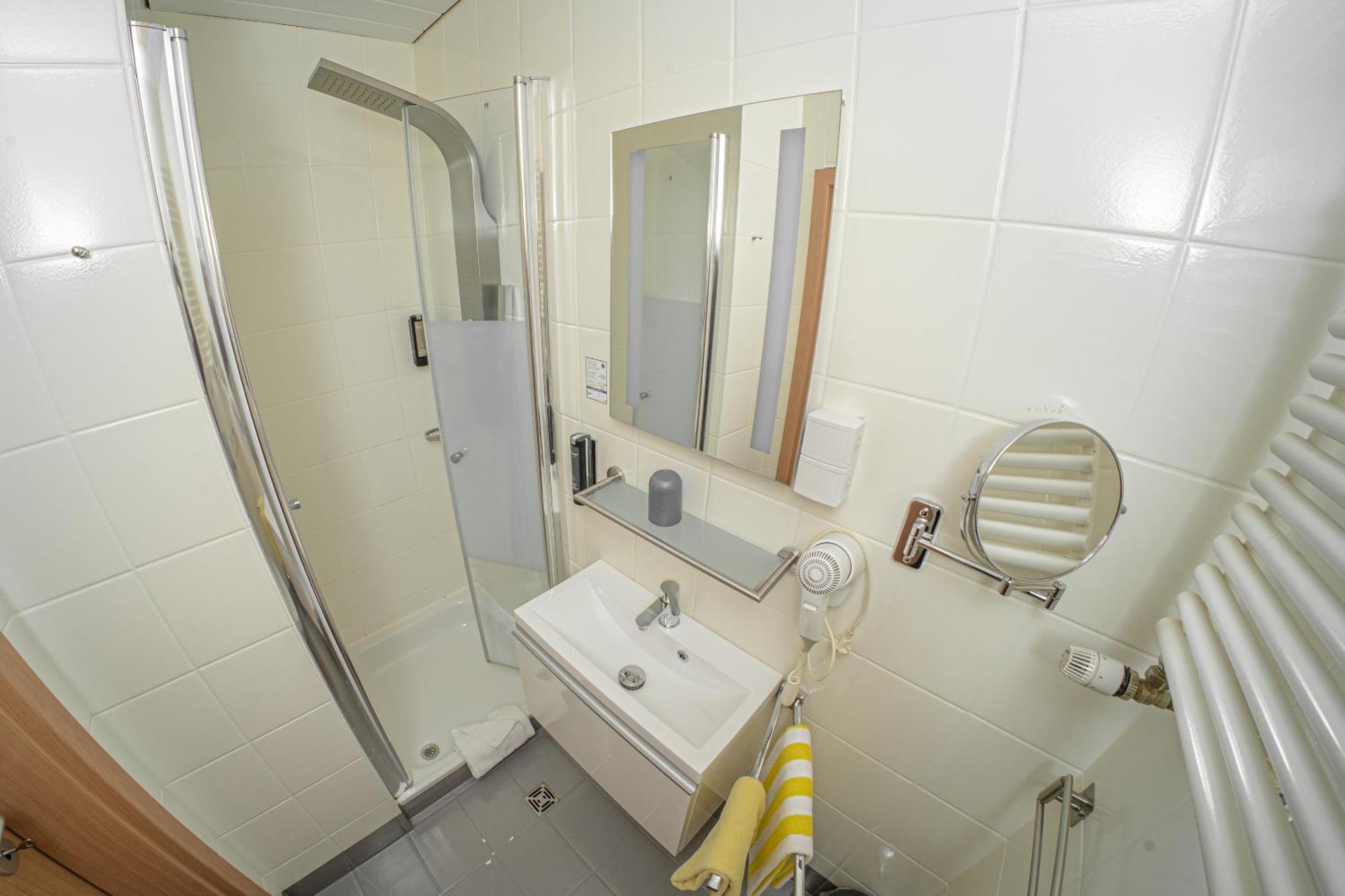 Landhotel Grabinger Schwandorf Exterior foto